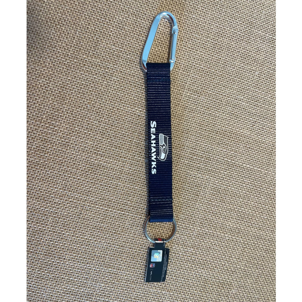 NWT NFL Seattle Seahawks Carabiner Lanyard Keychain - 8 Inches - Picture 1 of 4